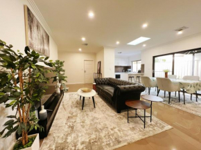 Love of Angels - Quiet & Cozy House Near City Campbelltown